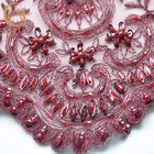 Elegantes bräutliches rotes perlenbesetztes Spitze-Gewebe-afrikanische Art besonders angefertigt für Kleid