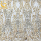 Kleiderstickerei-Gewebe-perlenbesetzte Spitze-Fantasie-Blumenmuster der Hochzeits-3D